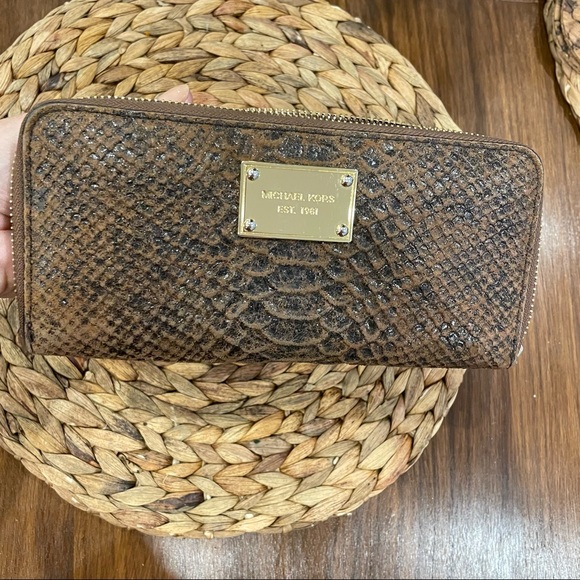 MICHAEL Michael Kors wallet - Picture 2 of 5